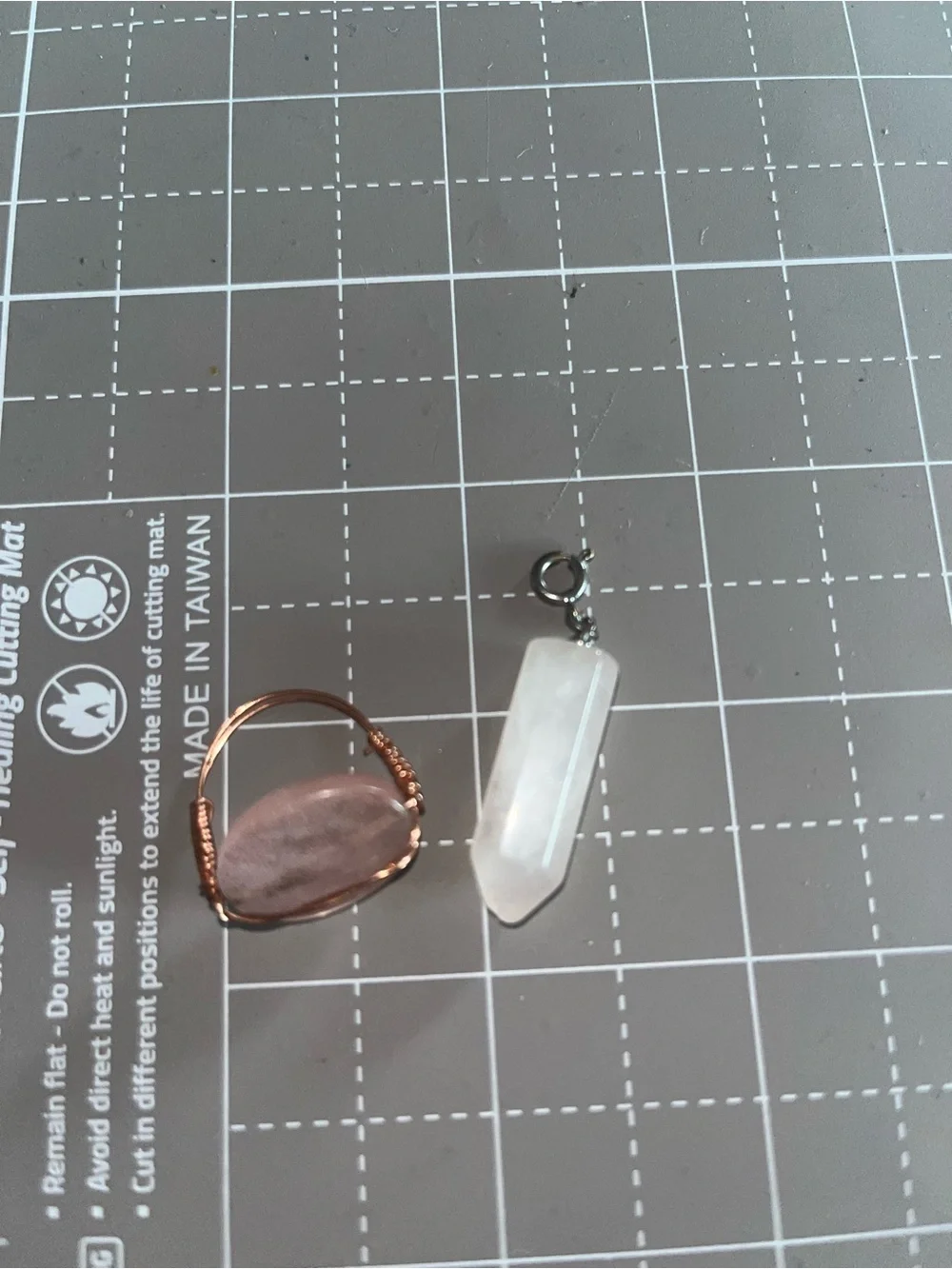 Rose quartz set copper wrapped ring handmade and silver jump clasp rose pendant